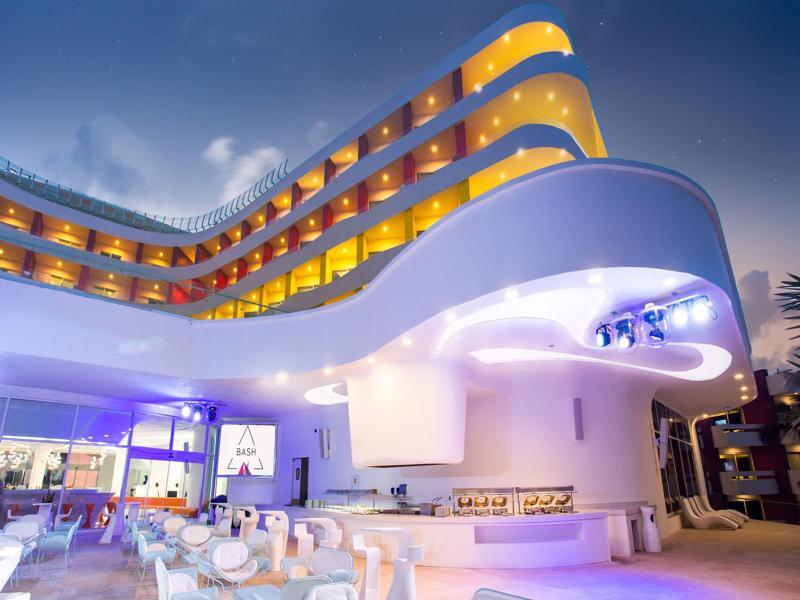 Temptation At The Tower Cancun Resort (Adults Only) 外观 照片